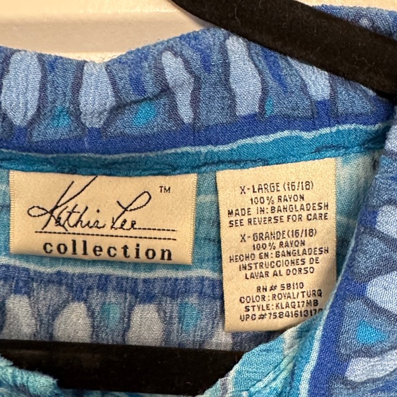 Kathie Lee Blue Striped Button Up Top - Picture 2 of 5